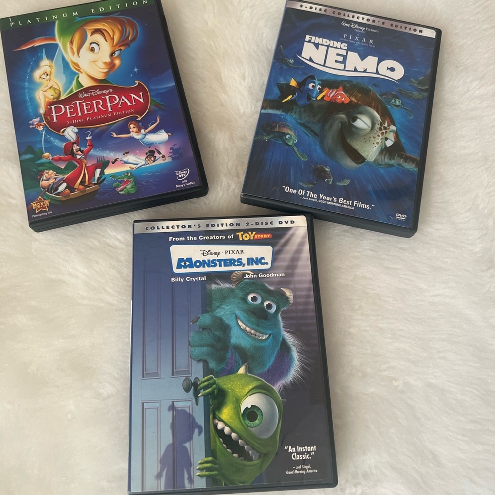 Disney DVD Collection: Peter Pan, Finding Nemo, Monsters, Inc. - Multicolor